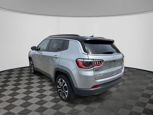 Certified 2023 Jeep Compass Limited AWD/4WD image 3