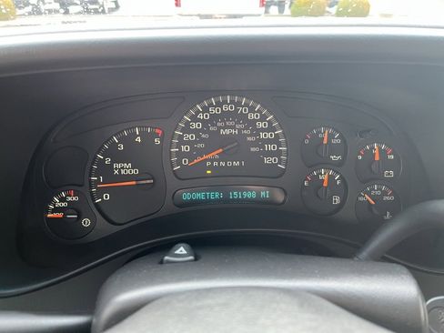 Used 2006 GMC Sierra 2500 SLE w/ Onstar Plus Package image 9