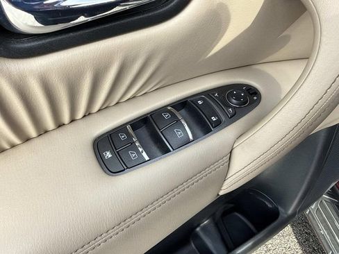 Used 2023 Nissan Armada Platinum w/ Captain's Chairs Package image 11