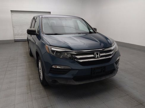 Used 2017 Honda Pilot LX image 14