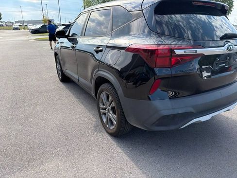 Used 2021 Kia Seltos LX AWD/4WD image 9
