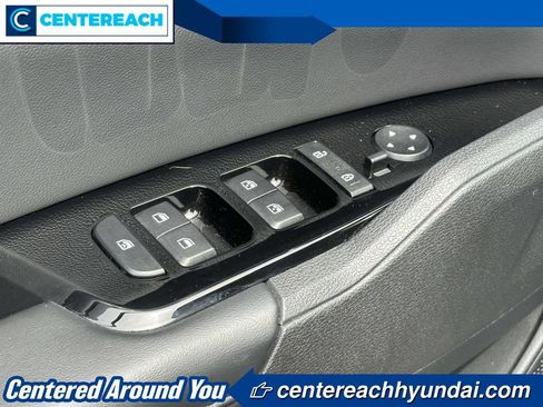 Used 2024 Kia Sportage SX AWD/4WD image 15