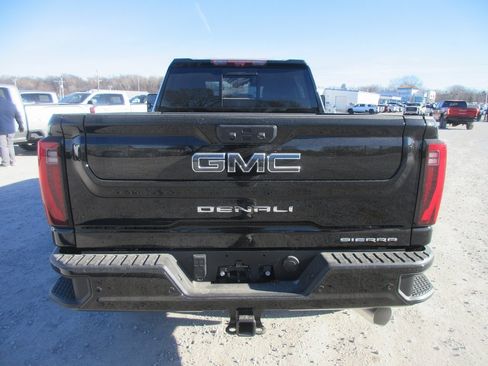 New 2026 GMC Sierra 2500 Denali Ultimate w/ Max Trailering Package image 6