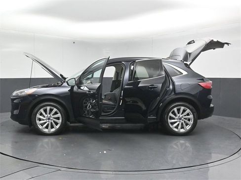 Certified 2021 Ford Escape Titanium w/ Titanium Elite Package image 62