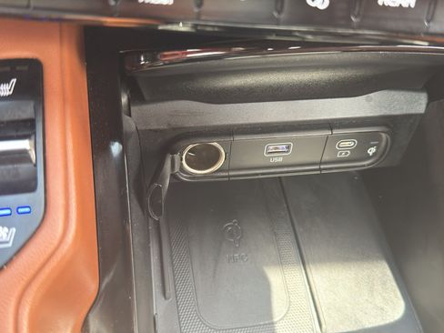 Used 2024 Kia Telluride SX Prestige X-Pro AWD/4WD image 21