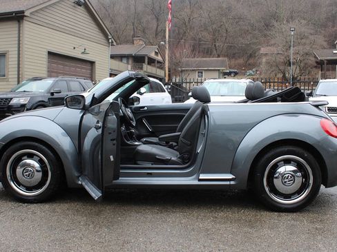 Used 2014 Volkswagen Beetle 1.8T image 11