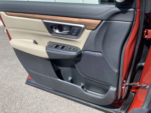 Used 2018 Honda CR-V EX-L image 17