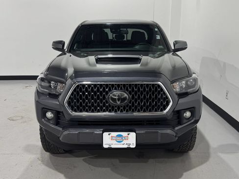 Used 2018 Toyota Tacoma TRD Sport RWD image 8