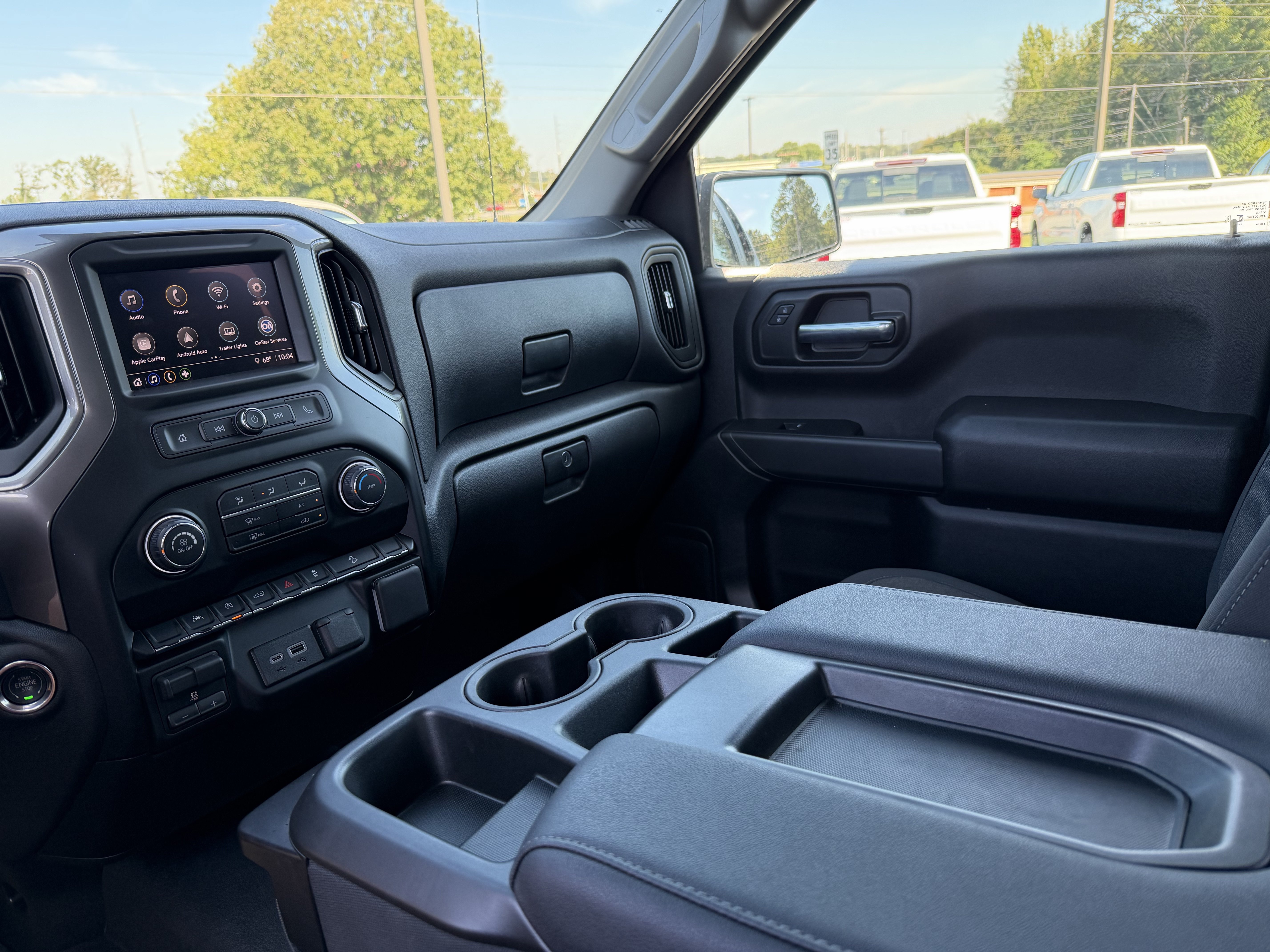 Used 2026 Chevrolet Silverado 1500 Custom Trail Boss w/ Dark Appearance Package AWD/4WD image 19