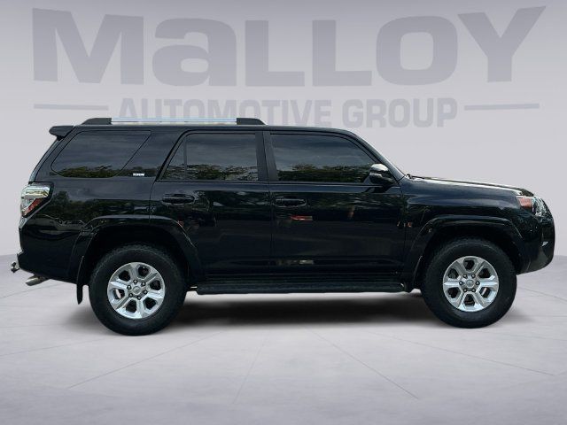 Used 2020 Toyota 4Runner SR5 Premium w/ Moonroof Package AWD/4WD image 6