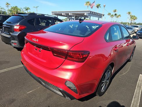 Used 2023 Kia Forte LXS FWD image 6