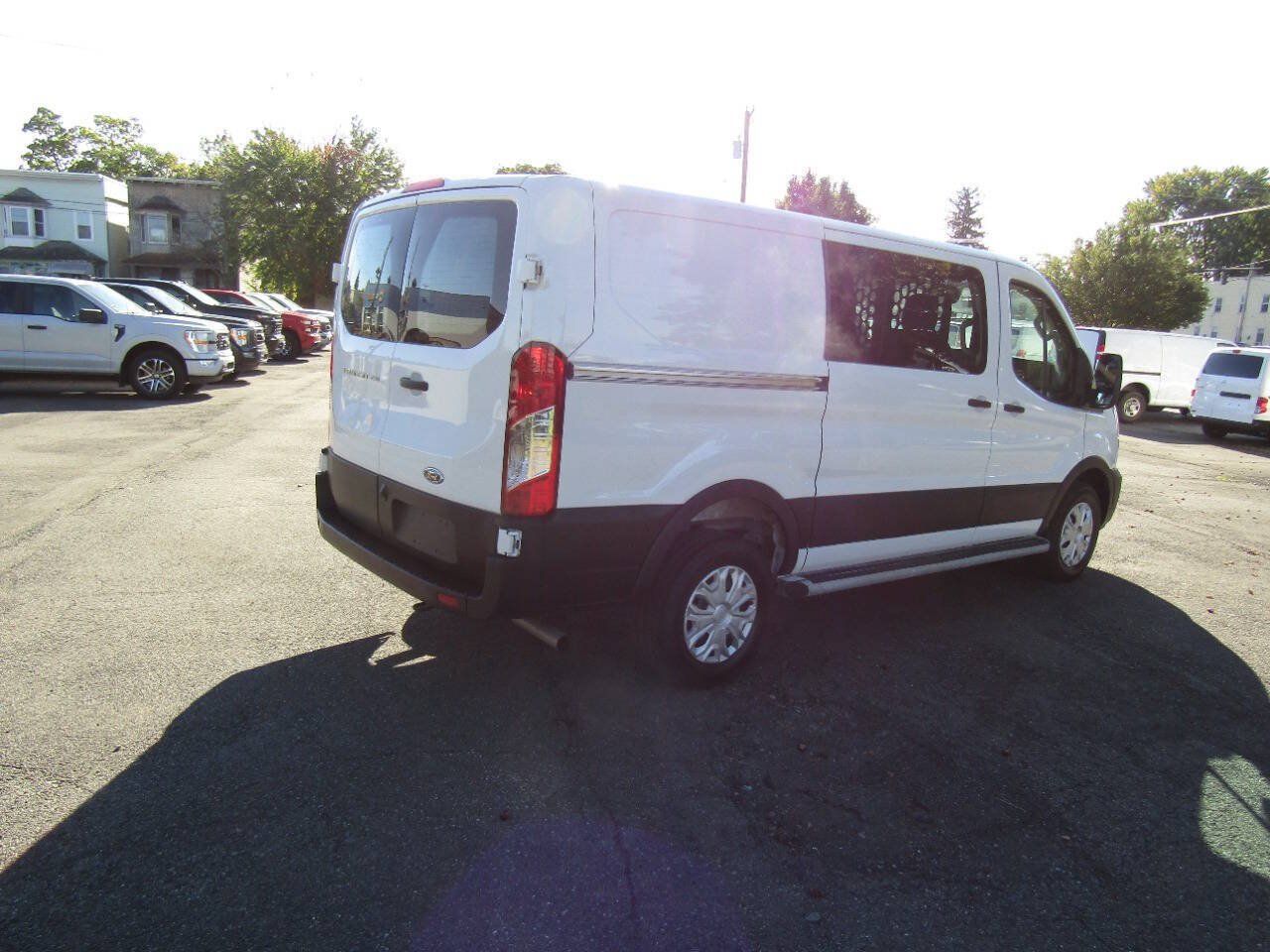 Used 2025 Ford Transit 250 Low Roof w/ Exterior Upgrade Package RWD image 36