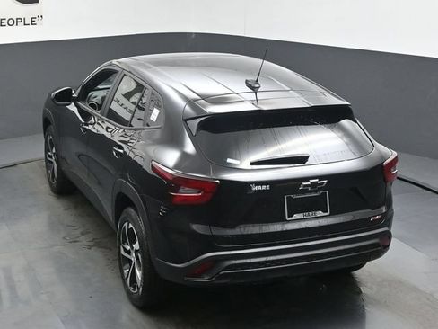 New 2026 Chevrolet Trax RS w/ Sunroof Package FWD image 19