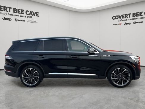Used 2020 Lincoln Aviator Reserve w/ Equipment Group 202A image 11