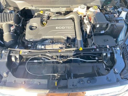 Certified 2022 GMC Terrain SLE w/ Driver Convenience Package image 23