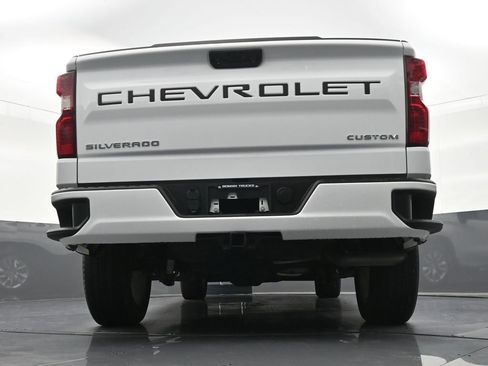 Used 2023 Chevrolet Silverado 1500 Custom RWD image 26