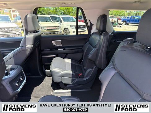 Used 2025 Ford Expedition Platinum AWD/4WD image 33