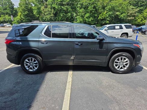 Used 2019 Chevrolet Traverse LT image 6