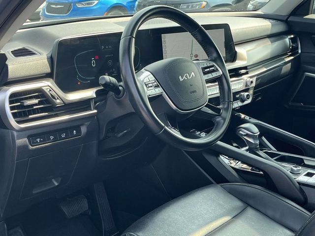 Used 2025 Kia Telluride S AWD/4WD image 12