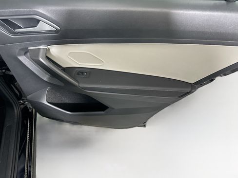 Used 2024 Volkswagen Tiguan S FWD image 29