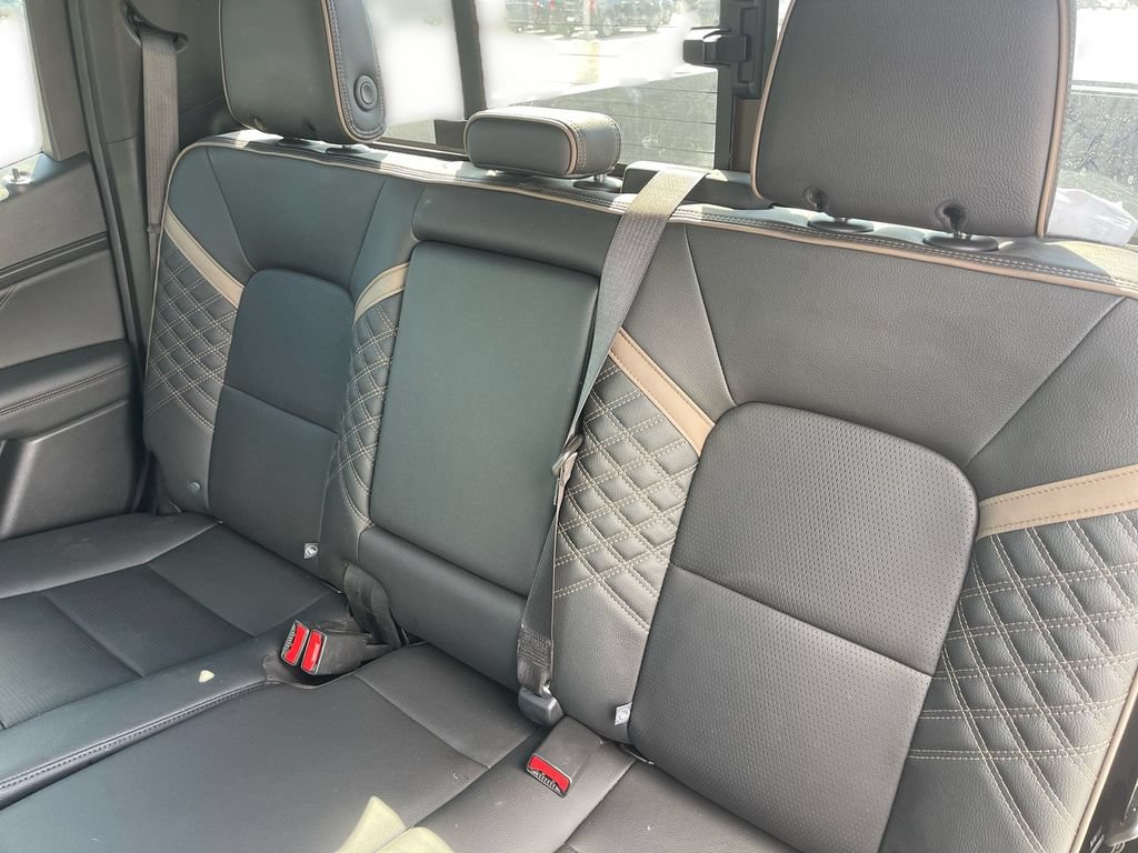 Used 2023 GMC Canyon Denali AWD/4WD image 36