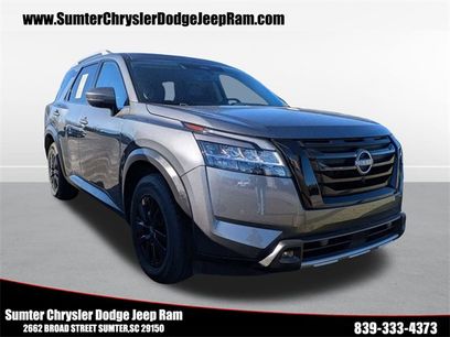 Used 2023 Nissan Pathfinder SL