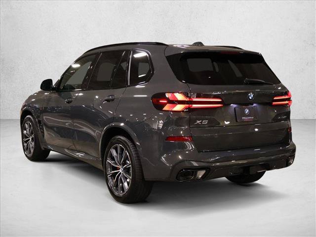 Used 2026 BMW X5 xDrive40i w/ M Sport Package AWD/4WD image 8