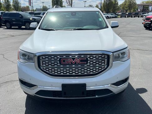 Used 2018 GMC Acadia Denali w/ Technology Package AWD/4WD image 4
