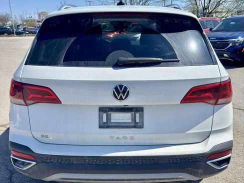 Used 2023 Volkswagen Taos SE image 4