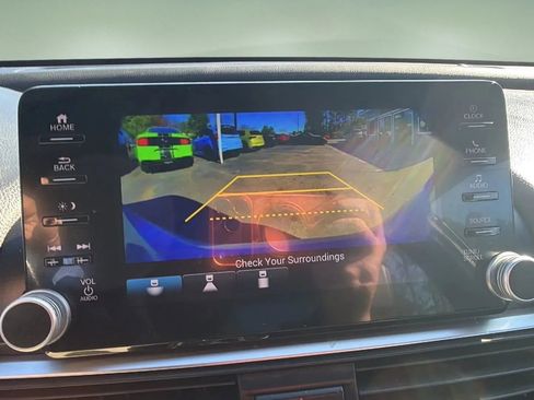 Used 2022 Honda Accord Sport image 49