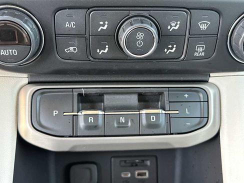 Certified 2021 GMC Acadia Denali w/ Denali Technology Package FWD image 35