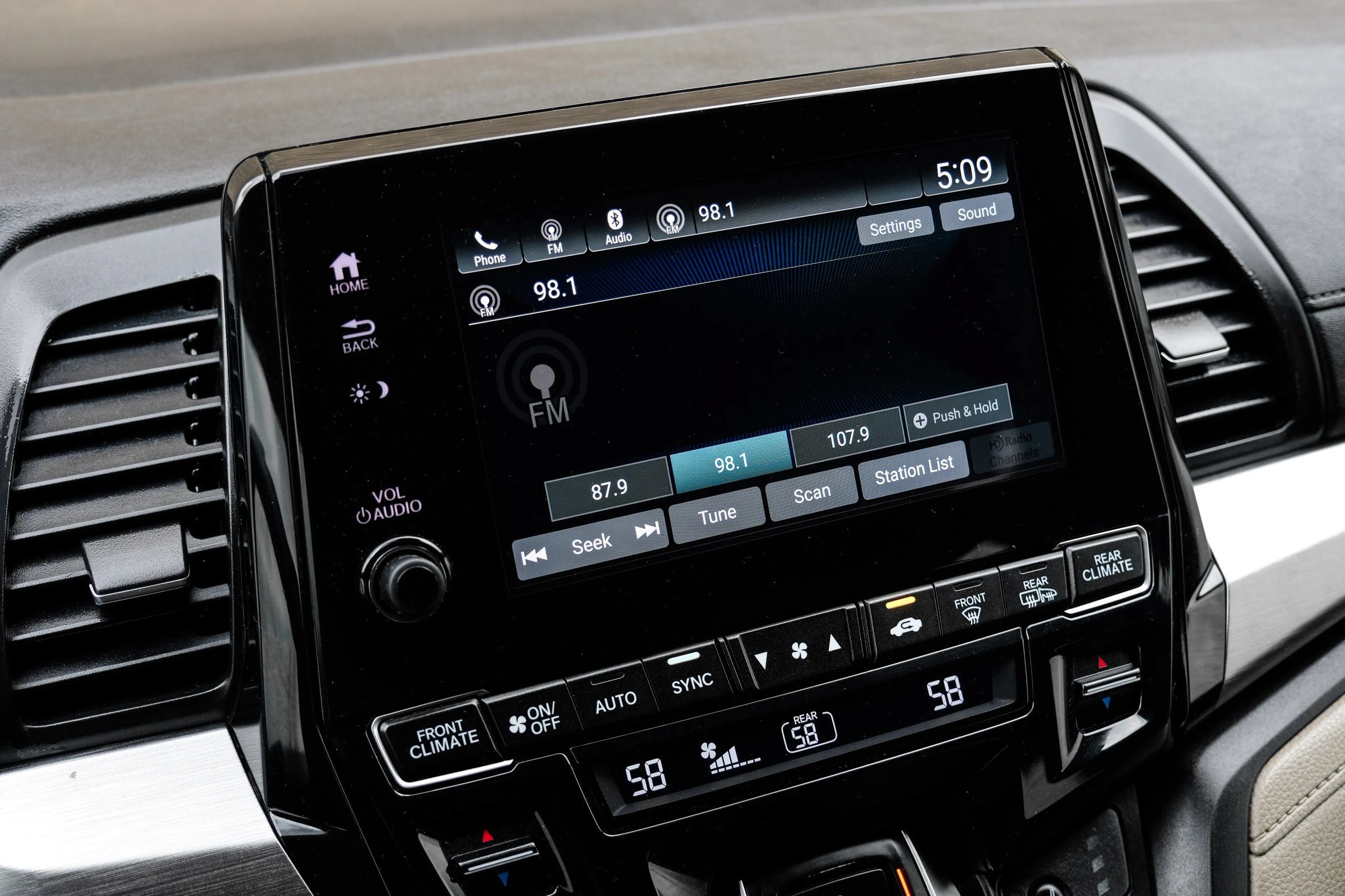 Used 2020 Honda Odyssey EX image 32