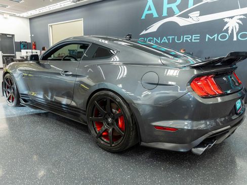 Used 2020 Ford Mustang Shelby GT500 w/ Technology Package RWD image 9