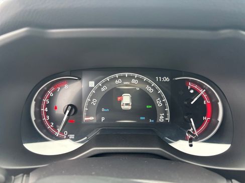 New 2025 Toyota RAV4 XLE image 15