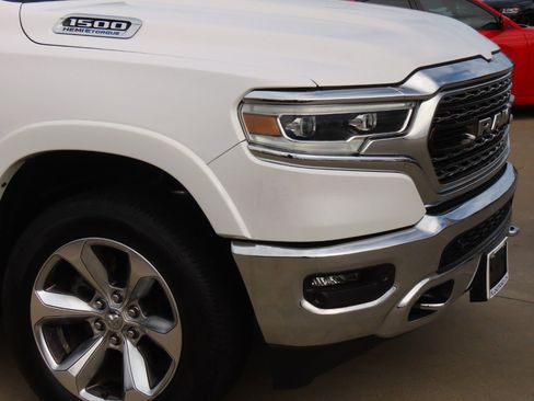 Used 2021 RAM 1500 Limited image 6