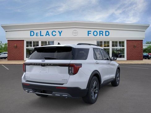 New 2026 Ford Explorer Active w/ Active Comfort Package image 8