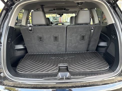 Used 2021 Honda Pilot Touring image 22
