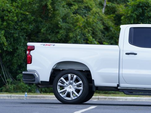 Used 2026 Chevrolet Silverado 1500 W/T w/ WT Value Package AWD/4WD image 6