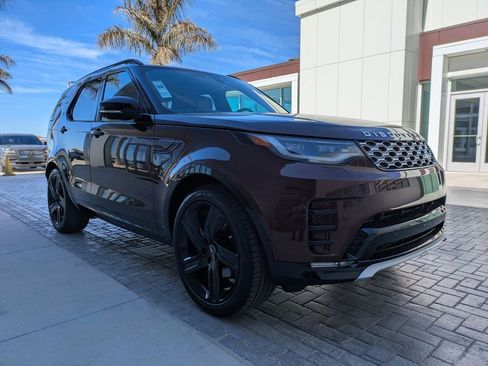 New 2026 Land Rover Discovery Limited Edition image 2