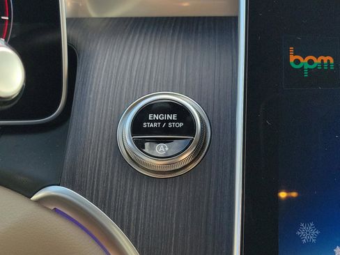 Certified 2026 Mercedes-Benz GLC 300 image 19