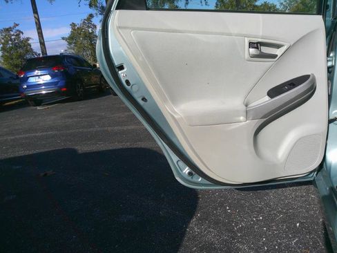 Used 2015 Toyota Prius Three image 23