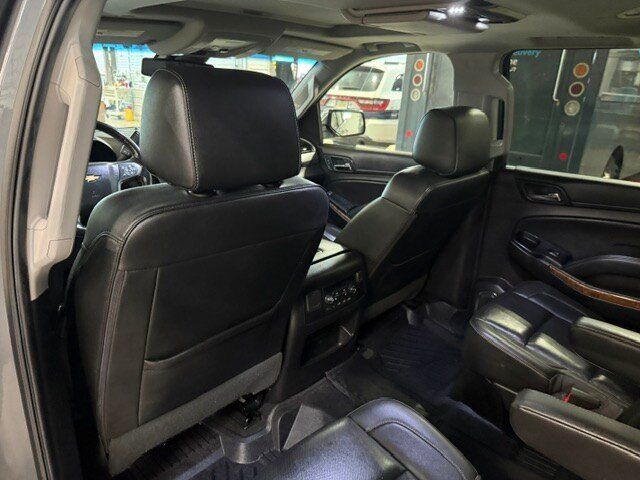 Used 2018 Chevrolet Suburban Premier AWD/4WD image 41