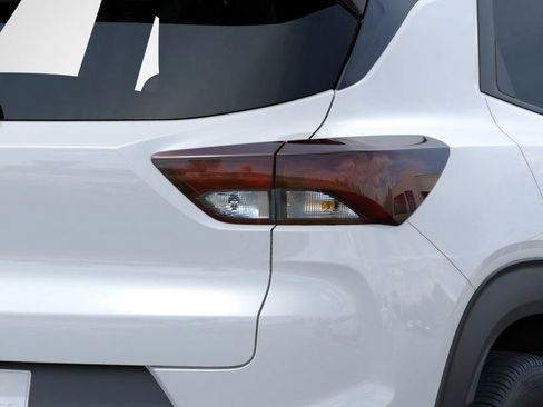 New 2026 Chevrolet TrailBlazer LS AWD/4WD image 11