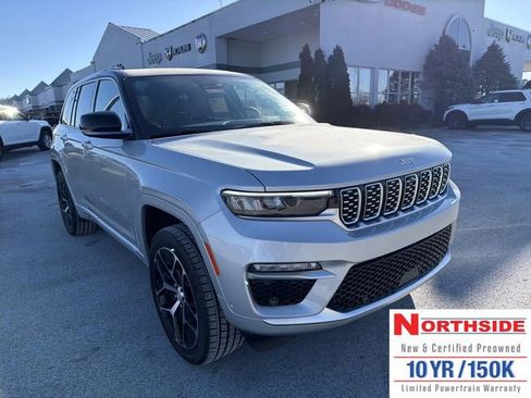 New 2025 Jeep Grand Cherokee Summit image 3
