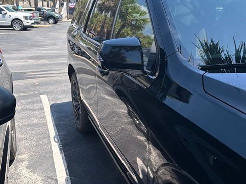 Certified 2022 Cadillac Escalade Sport w/ Touring Package AWD/4WD image 11