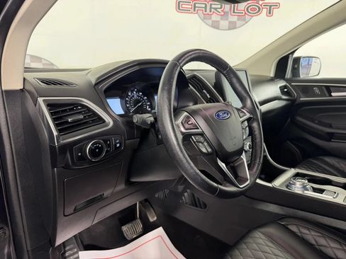 Used 2023 Ford Edge Titanium AWD/4WD image 10
