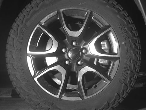 Used 2025 Jeep Compass Trailhawk AWD/4WD image 13