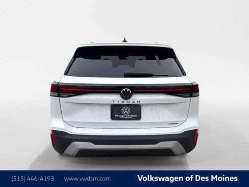 New 2026 Volkswagen Tiguan S image 5