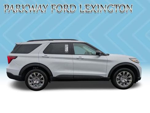 New 2026 Ford Explorer Active w/ Active Comfort Package image 4