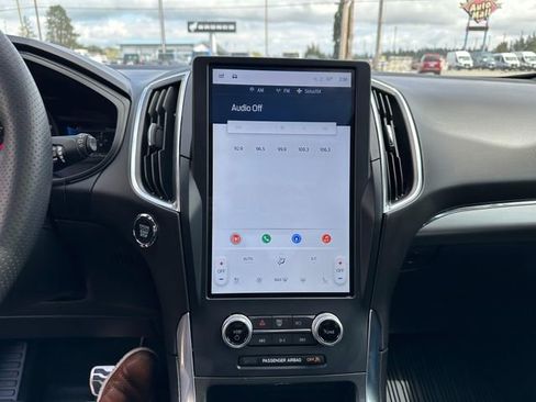 Used 2022 Ford Edge ST w/ Equipment Group 401A AWD/4WD image 15